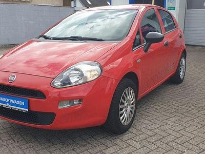Rosso maranello Gebraucht 2017 Fiat Punto Kleinwagen | 6.800 €