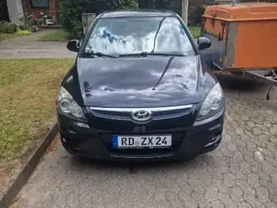 Gebraucht Hyundai i30 Comfort 105 PS (77 kW) 2009 Schwarz Kombi