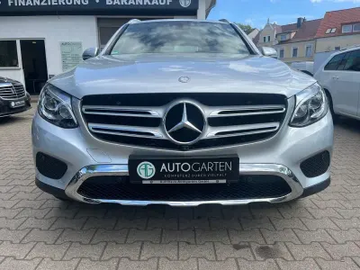 Używany Mercedes GLC250 Exclusive 204 KM (150 kW) 2016 Srebrny SUV