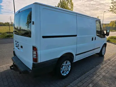 Używany Ford Transit 115 KM (84 kW) 2010 Biały Sedan/Limuzyna