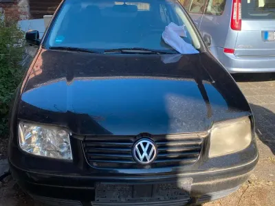 Gebraucht VW Bora 101 PS (74 kW) 2021 Schwarz Limousine