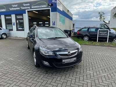 gebraucht Opel Astra Sports Tourer Sport SH+PDC+Navi+Xenon