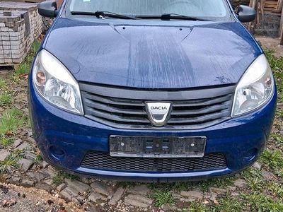 Second-hand Dacia Sandero 75 CP (55 kW) 2009 Albastru Hatchback