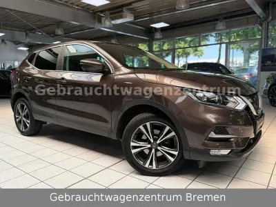 Gebraucht Nissan Qashqai Visia 116 PS (85 kW) 2018 Braun SUV