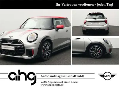 Używany Mini John Cooper Works 231 KM (169 kW) 2025 Srebrny Hatchback