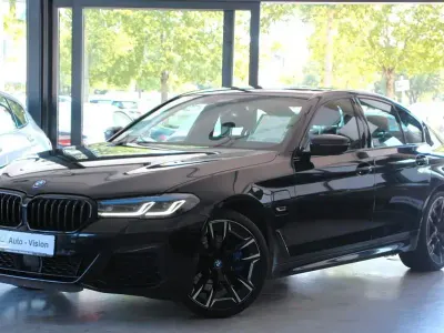 Gebraucht BMW 530e M Sport 292 PS (214 kW) 2023 Schwarz Limousine