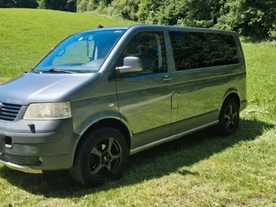 Gebraucht VW Multivan 174 PS (127 kW) 2008 Grau Van / Kleinbus