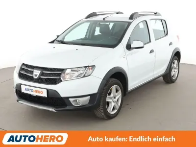 Gebraucht Dacia Sandero Prestige 90 PS (66 kW) 2015 Weiß Kleinwagen