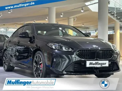 Neu BMW 223 Performance 218 PS (160 kW) 2026 Schwarz Coupé