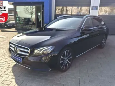 Gebraucht Mercedes E300 Avantgarde 245 PS (180 kW) 2018 Schwarz Kombi