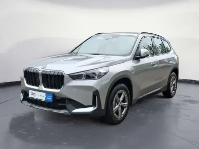 Używany BMW X1 156 KM (114 kW) 2025 Srebrny SUV