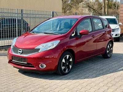Begagnad Nissan Note Acenta 90 HK (66 kW) 2014 Röd Halvkombi