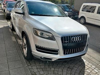 Second-hand Audi Q7 S-Line 245 CP (180 kW) 2010 Argintiu SUV