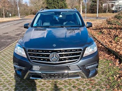 Gebraucht Mercedes ML350 AMG line 306 PS (225 kW) 2013 Grau SUV