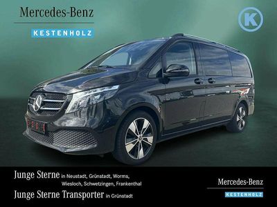 Schwarz Gebraucht 2024 Mercedes V300 Edition Van / Kleinbus | 57.290 € (Superpreis)