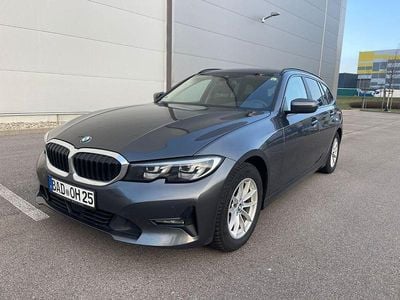 Gebraucht BMW 318 Sport Line 150 PS (110 kW) 2021 Grau Kombi