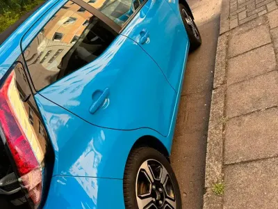 Gebraucht Toyota Aygo 69 PS (50 kW) 2017 Blau Kleinwagen