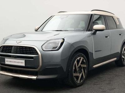 Grün Gebraucht 2025 Mini Countryman Favoured SUV | 40.466 € (Teuer)
