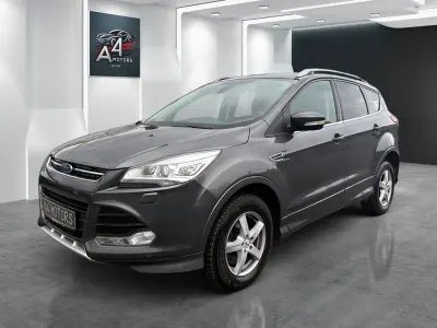 Usata Ford Kuga Individual 150 CV (110 kW) 2015 Grigio SUV
