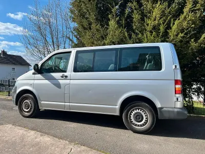 Second-hand VW T5 131 CP (96 kW) 2008 Argintiu Van