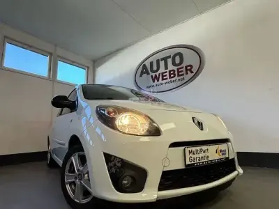 Second-hand Renault Twingo Night&Day 110 CP (80 kW) 2009 Alb Hatchback