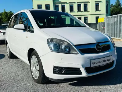 Gebraucht Opel Zafira 150 PS (110 kW) 2007 Casabl/arctic/eisweiss/kaolin Van / Kleinbus