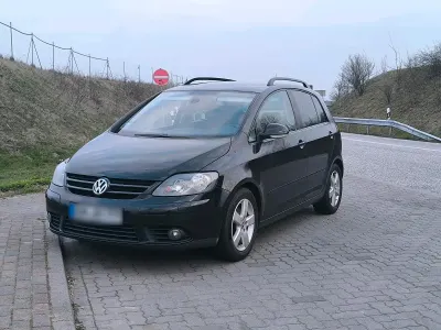 Second-hand VW Golf V United 105 CP (77 kW) 2007 Negru Break