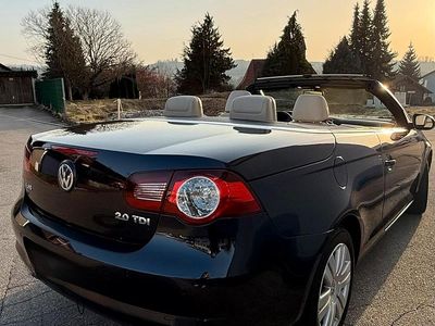 Gebraucht VW Eos 140 PS (102 kW) 2008 Blau Cabrio