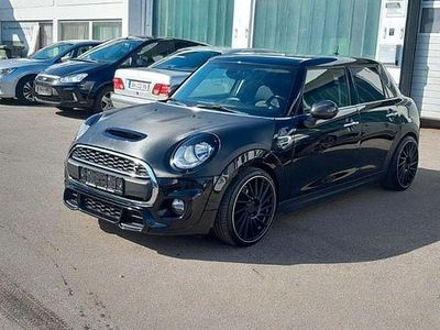 Usado Mini ONE 102 HP (75 kW) 2015 Preto Citadino