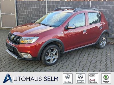 Rot Gebraucht 2019 Dacia Sandero Prestige Limousine | 10.890 € (Fairer Preis)