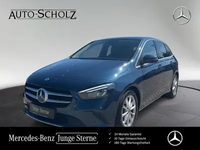 Używany Mercedes B200 Progressive 163 KM (119 kW) 2020 Niebieski Minivan