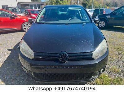 Gebraucht VW Golf VI Style 86 PS (63 kW) 2011 Deep black perleffekt Kleinwagen