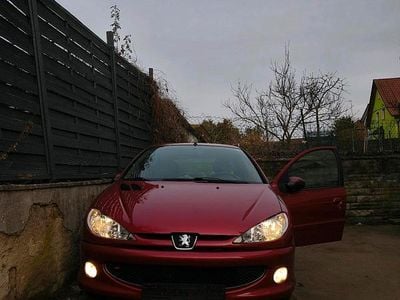 Gebraucht Peugeot 206 75 PS (55 kW) 2009 Rot Kleinwagen