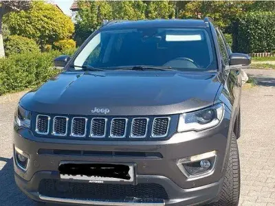 Gebraucht Jeep Compass Limited 170 PS (125 kW) 2021 Grau SUV