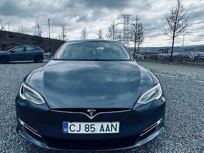 Usado Tesla Model S 386 kW (525 HP) 2018 Cinzento Citadino