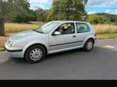 Gebraucht VW Golf IV 100 PS (73 kW) 2000 Grau Kleinwagen