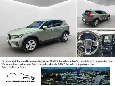 Gebraucht Volvo XC40 Core 197 PS (144 kW) 2022 Sage green SUV