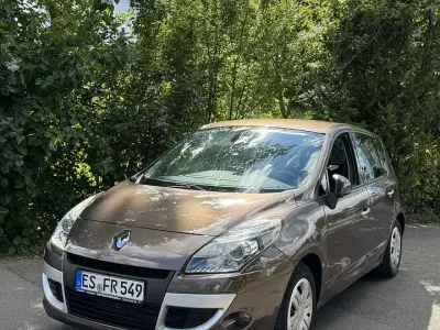 Gebraucht Renault Scénic III Dynamique 131 PS (96 kW) 2010 Kombi