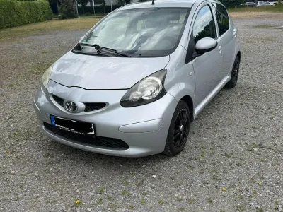 Gebraucht Toyota Aygo Cool 68 PS (50 kW) 2007 Grau Kleinwagen