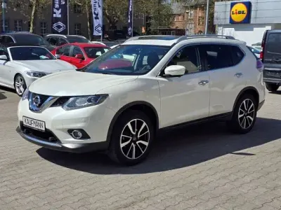 Gebraucht Nissan X-Trail Tekna 131 PS (96 kW) 2017 M) (weiss SUV