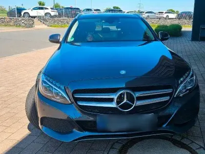 Gebraucht Mercedes C350e 279 PS (205 kW) 2016 Grau Kombi
