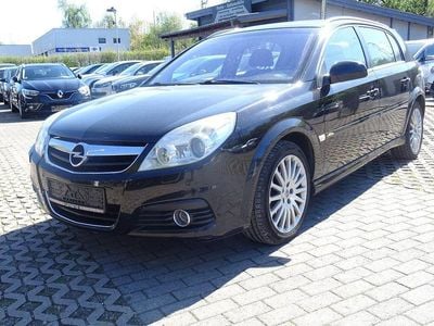 Usado Opel Signum Edition 150 HP (110 kW) 2007 Preto Citadino
