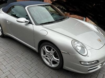 Porsche 911 Carrera Cabriolet