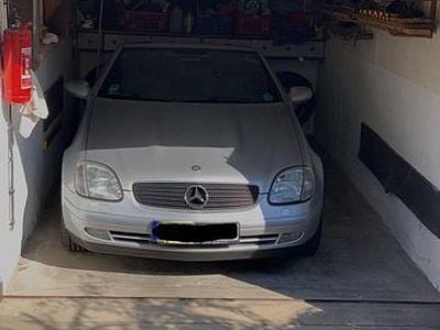 Usata Mercedes SLK200 136 CV (100 kW) 1997 Argento Cabrio