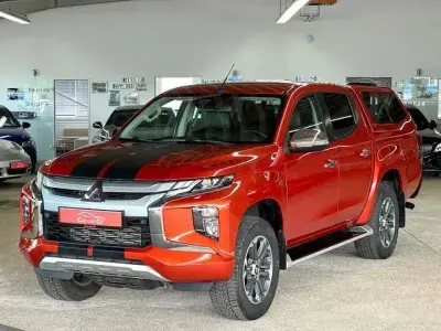 Gebraucht Mitsubishi L200 Top 150 PS (110 kW) 2021 Orange Pickup