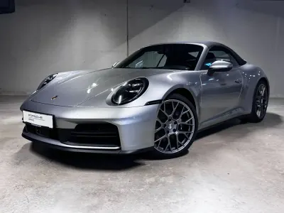 Gebraucht Porsche 911 Carrera 394 PS (289 kW) 2024 Gt silbermetallic Cabrio