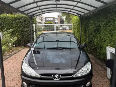 Gebraucht Peugeot 206 CC 110 PS (80 kW) 2007 Schwarz Cabrio