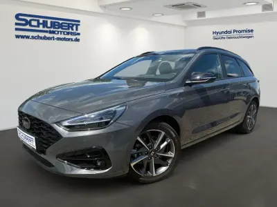 Gebraucht Hyundai i30 Advantage 140 PS (102 kW) 2025 Ecotronic gray Kombi