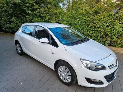 gebraucht Opel Astra - weiß