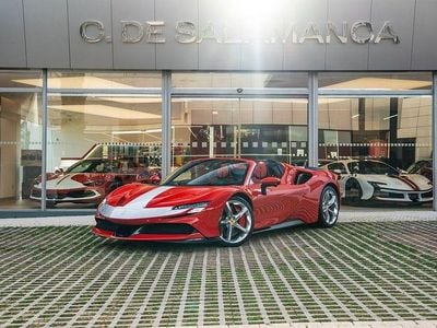Usata Ferrari SF90 2022 Rosso Cabrio